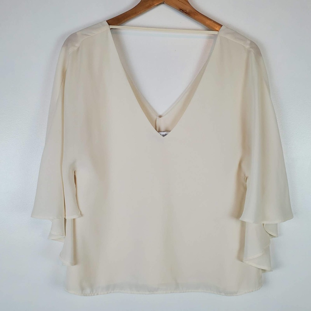 Cupcakes and cashmere v-neck blouse small